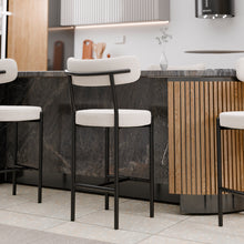 טען את התמונה לגלריה , רביעיית כיסאות בר יוקרתיים ומהודרים בלבן מקרוב