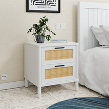 טען את התמונה לגלריה , שידת צד בשילוב מגירות בסגנון ראטן לבן