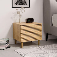 טען את התמונה לגלריה , זוג שידות בעלות שתי מגירות בצבע אלון