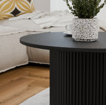 טען את התמונה לגלריה , זוג שולחנות מדורגים צבע שחור - מקרוב