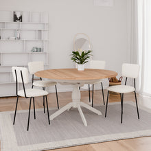 טען את התמונה לגלריה , רביעית כיסאות מעוצבים ומרופדים בלבן