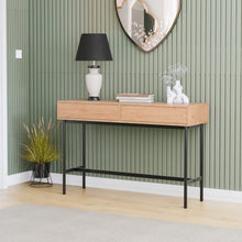 טען את התמונה לגלריה , קונסולת כניסה מרהיבה המשלבת עץ ומתכת במגוון צבעים לבחירה