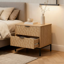 טען את התמונה לגלריה , שידת לילה יוקרתית עם 2 מגירות רחבות צבע אלון מגירה פתוחה