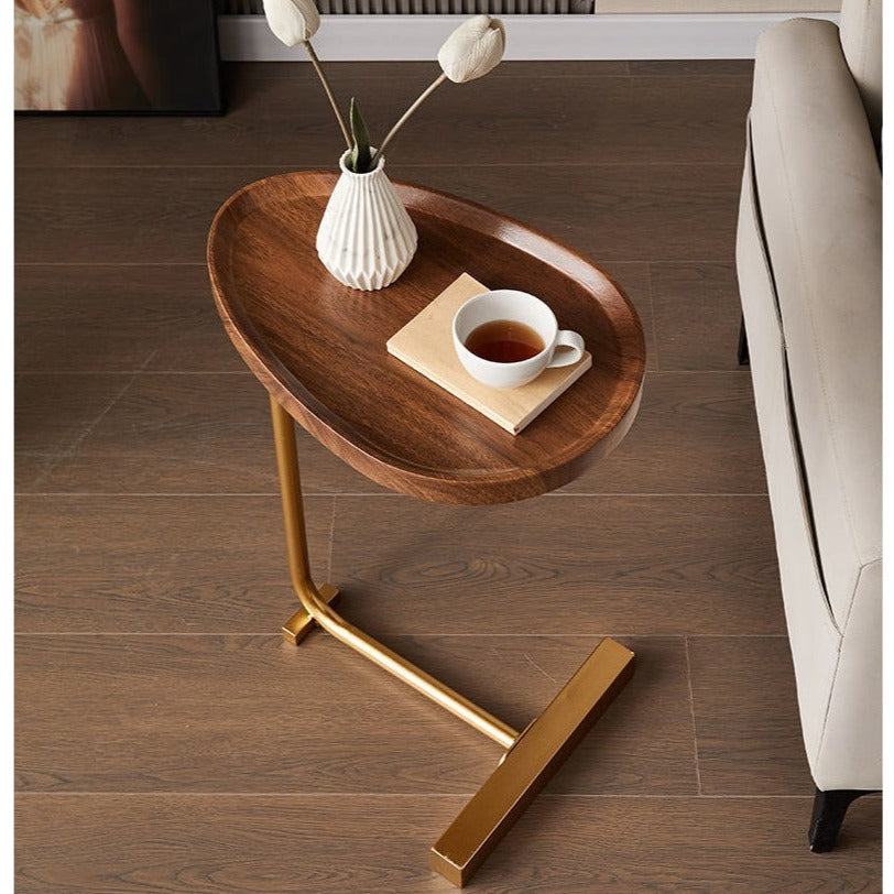 שולחן צד מעוצב ואיכותי לשימוש בסלון ליד הספה או כשידת צד