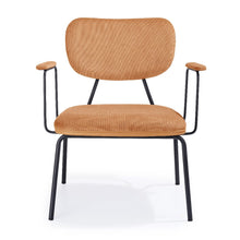 טען את התמונה לגלריה , כורסת מעצבים קאמל בשילוב רגליים שחורות