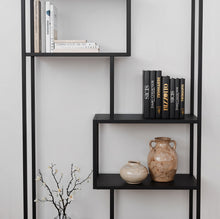 טען את התמונה לגלריה , ספרייה מודרנית בשחור מבט מקרוב