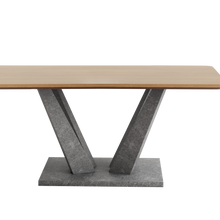 טען את התמונה לגלריה , שולחן פינת אוכל מודרנית בגוון אלון ורגליים בצבע בטון ב-2 גדלים לבחירה