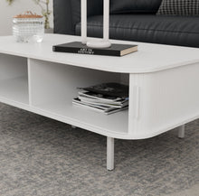 טען את התמונה לגלריה , שולחן סלון מהודר בצבע לבן מבט מקרוב