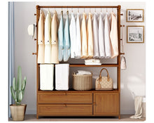 טען את התמונה לגלריה , יחידת תלייה ואחסון עשויה במבוק המשלבת מוט תלייה, מגירות ותאי אחסון