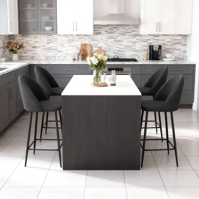 רביעית כיסאות בר יוקרתים ומרופדים בשחור