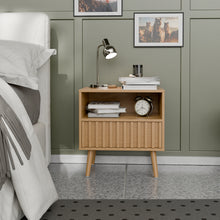 טען את התמונה לגלריה , שידת צד מודרנית עם מגירה מעוצבת ותא אחסון גדול באלון
