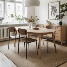 טען את התמונה לגלריה , רביעית כיסאות פינת אוכל מודרנים ציפוי PVC  בצבע אגוז
