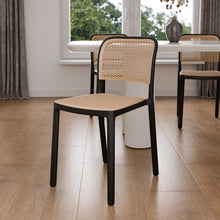 טען את התמונה לגלריה , כיסא פנים וחוץ שחור דמוי ראטן
