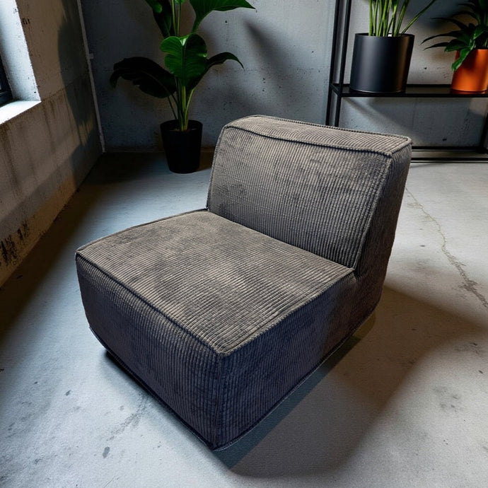 כורסת רביצה מפנקת לנוחות מירבית