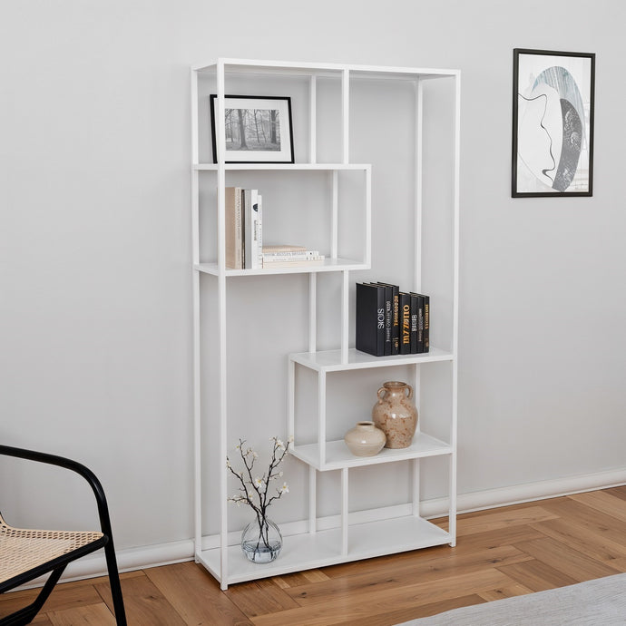 ספרייה מודרנית בצבע לבן