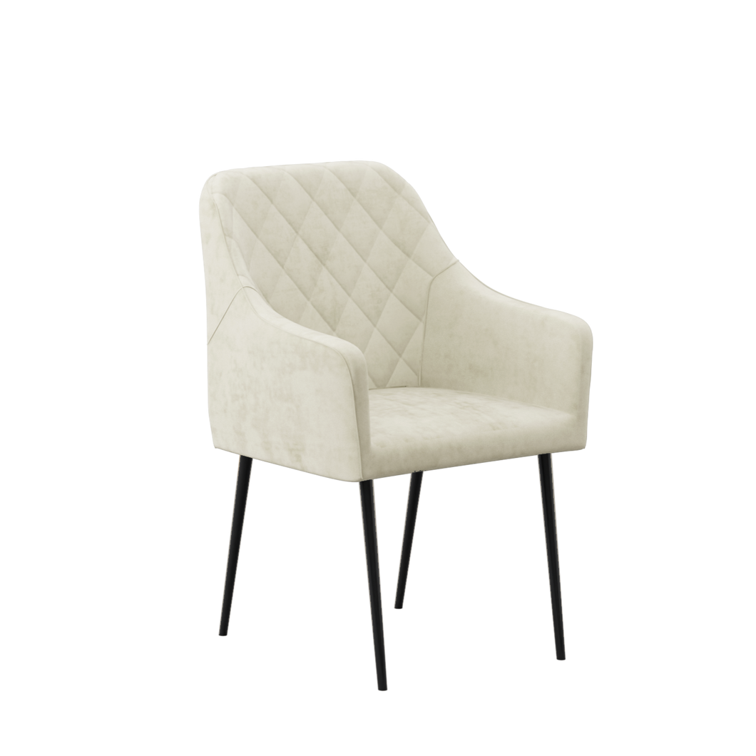 כורסת קטיפה מרופדת ובדוגמת מעוינים לבן שמנת