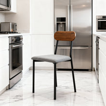 טען את התמונה לגלריה , כיסא פינת אוכל יוקרתי מרופד ובעל גב בגוון אגוז יוקרתי אפור
